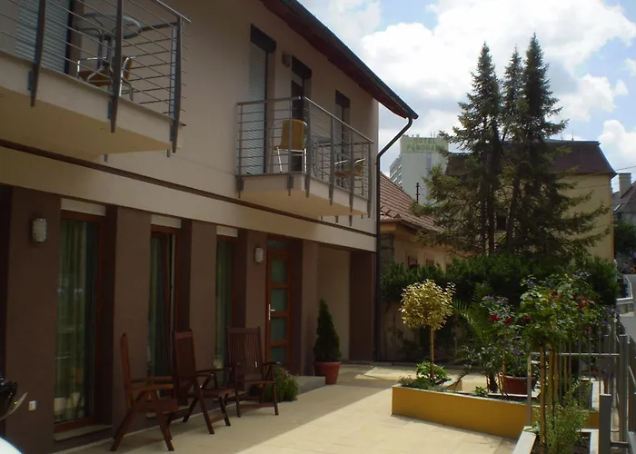 Апартаменты Mary Apartmanhaz *