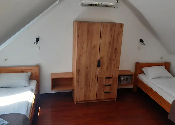 Mary Apartmanhaz Апартаменты *