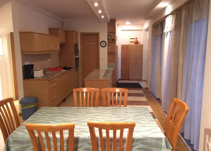 Апартаменты Mary Apartmanhaz Хевиз